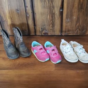 Girls Shoe Bundle (Vans, Saucony, Cowgirl boots)